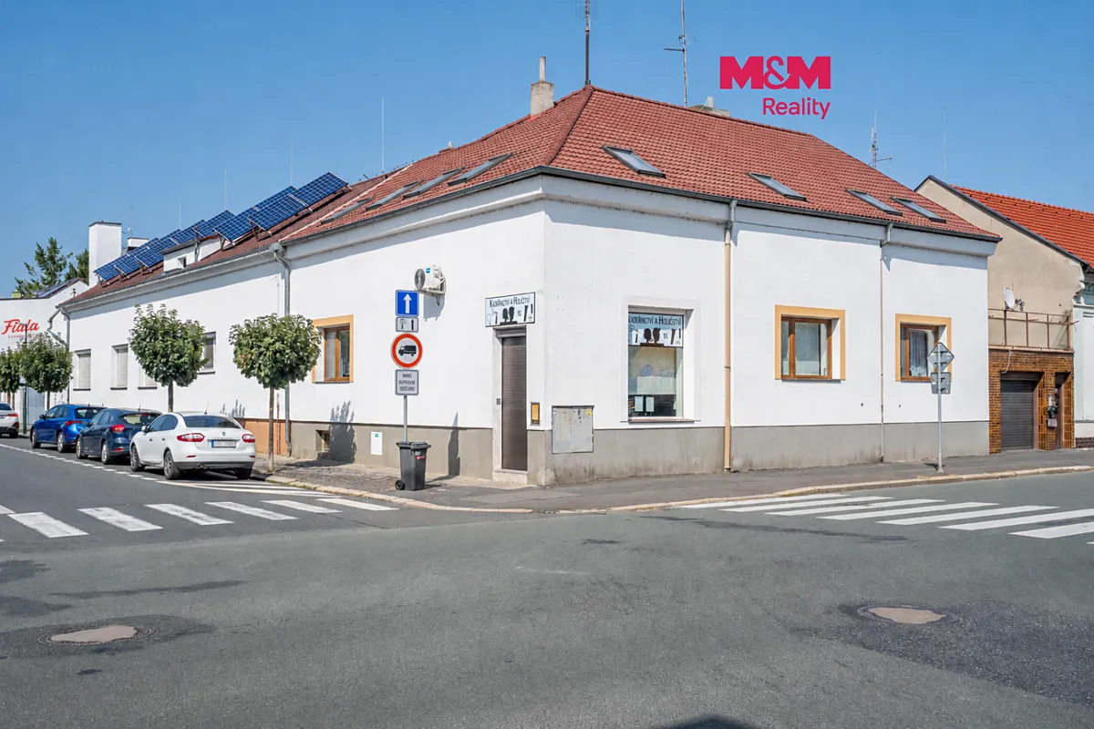 Prodej rodinného domu 231 m², pozemek 300 m²